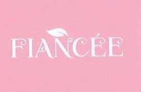 FIANCÉE