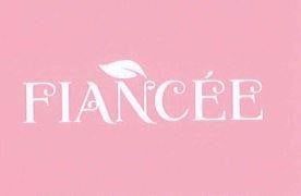FIANCÉE