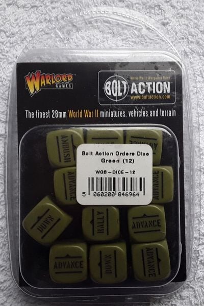 Warlord Games – Dados De Órdenes Para Bolt Action – Pack De 12 Dados Color Caqui