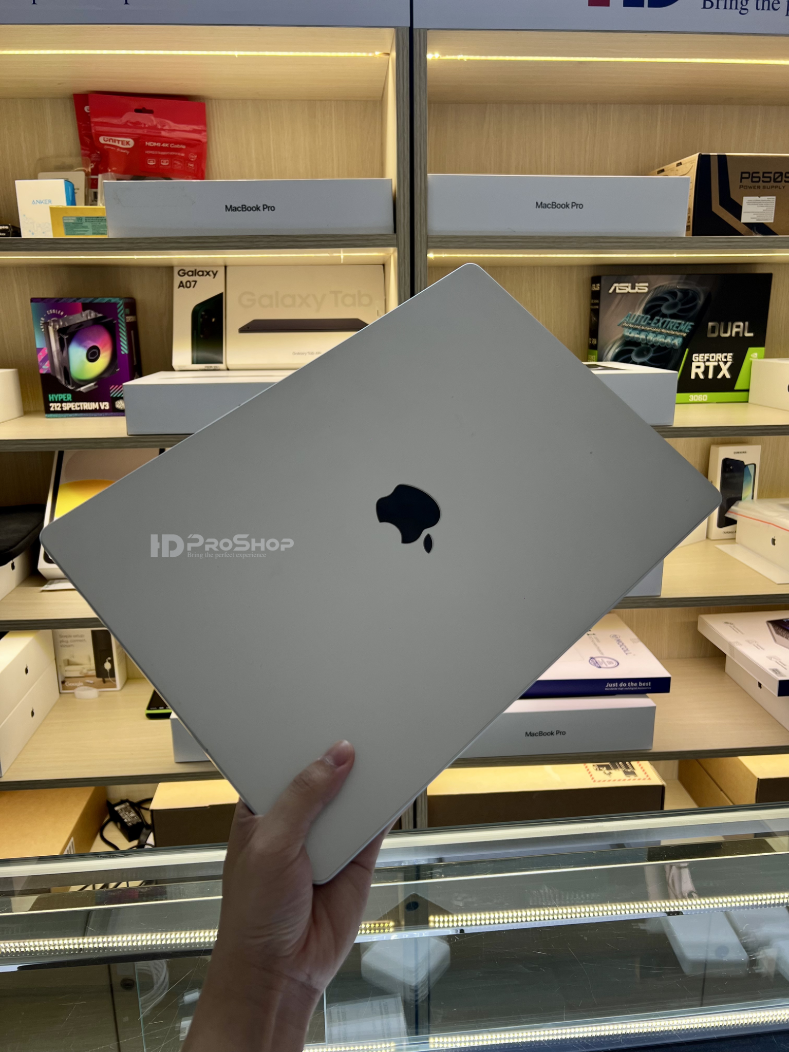 MacBook Pro 16 inch M1 Pro | RAM 16GB | SSD 512GB | Silver | Likenew 9 ...
