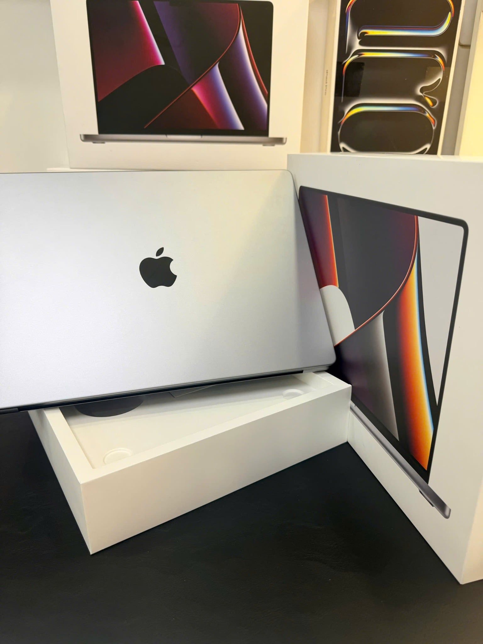 MacBook Pro 16 inch M1 Max | RAM 64GB | SSD 2TB | LikeNew 99% | Pin 9x ...