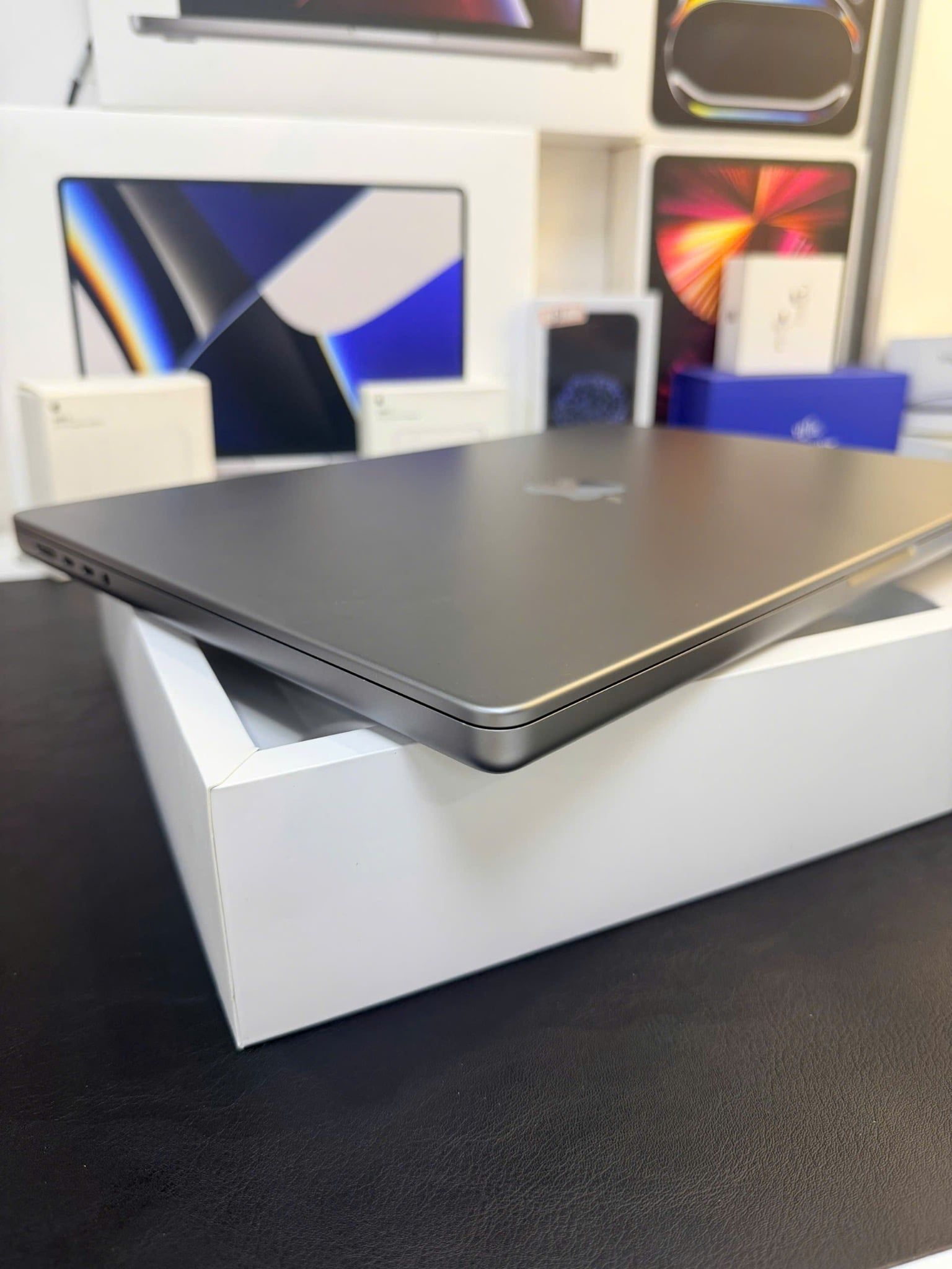 MacBook Pro 16 inch M1 Max | RAM 64GB | SSD 2TB | LikeNew 99% | Pin 9x ...
