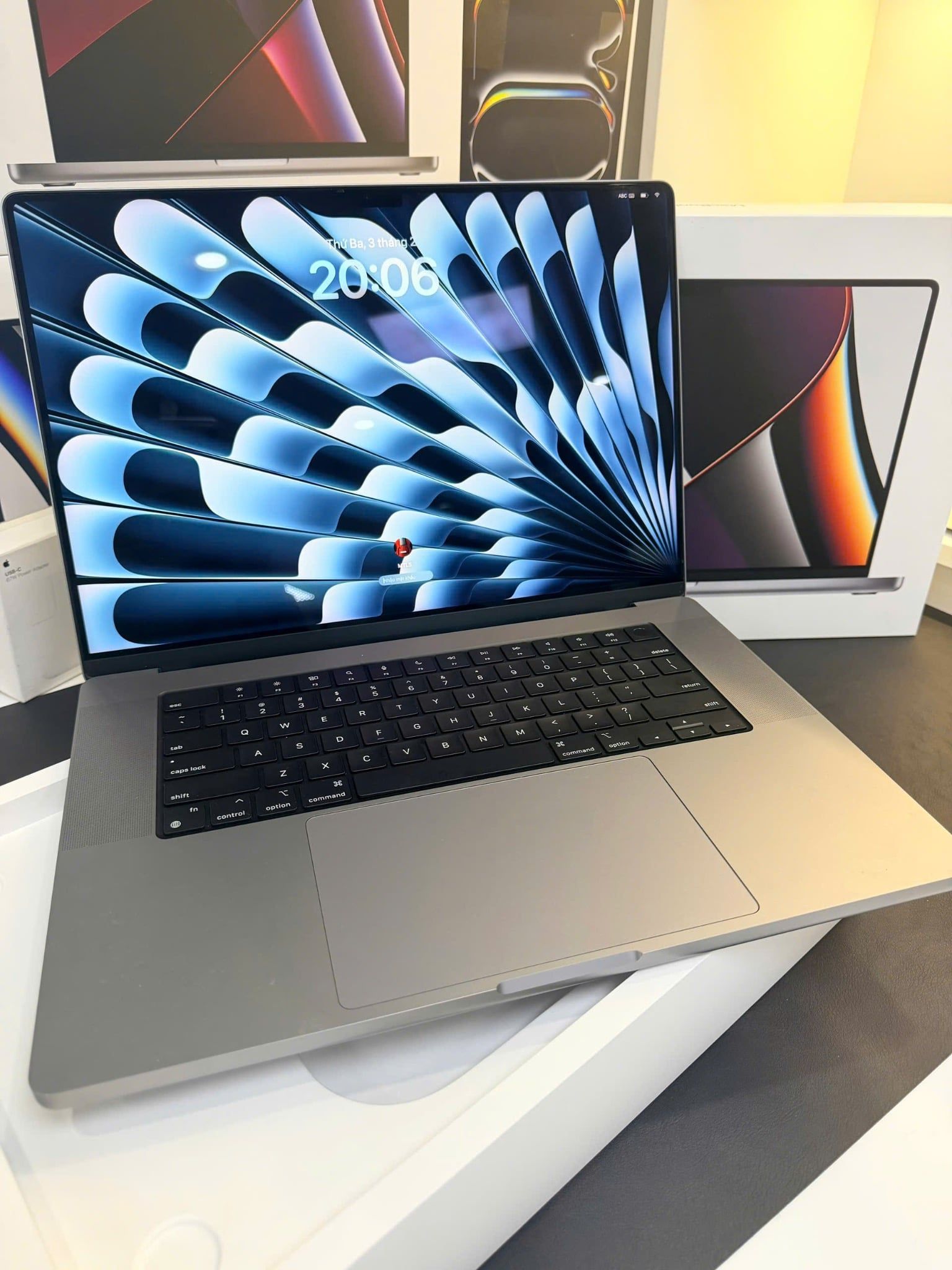 MacBook Pro 16 inch M1 Max | RAM 64GB | SSD 2TB | LikeNew 99% | Pin 9x ...