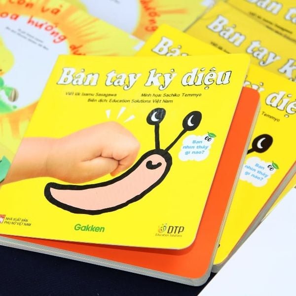 Bàn tay kỳ diệu - Vui đùa cùng đôi tay - Bé nhìn thấy gì nào? -Tủ sách Ehon cho bé