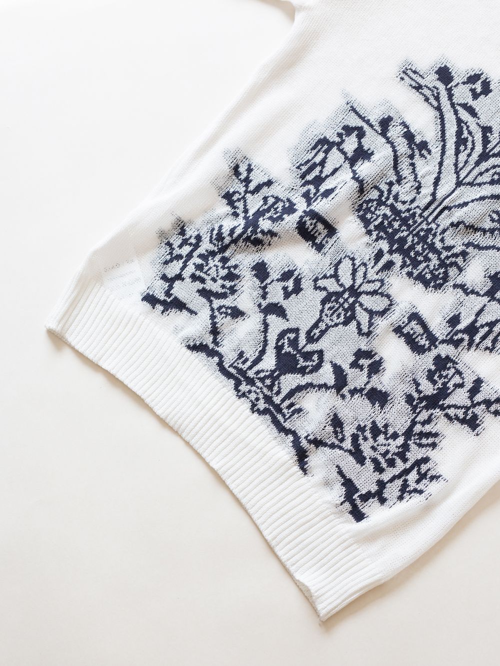 ÁO LEN DỆT KIM NAM HỌA TIẾT