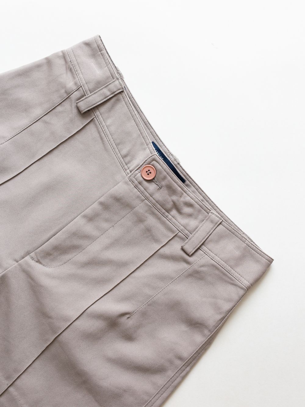 QUẦN SHORT NỮ KAKI