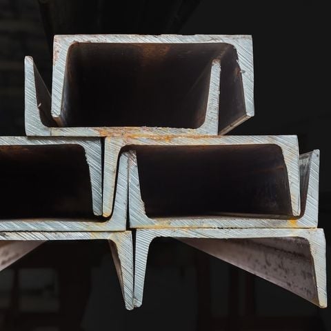 Thép hình U Vinaone