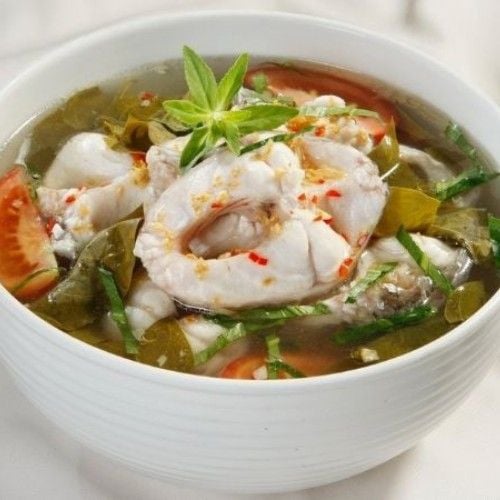  Canh chua cá mú đỏ 