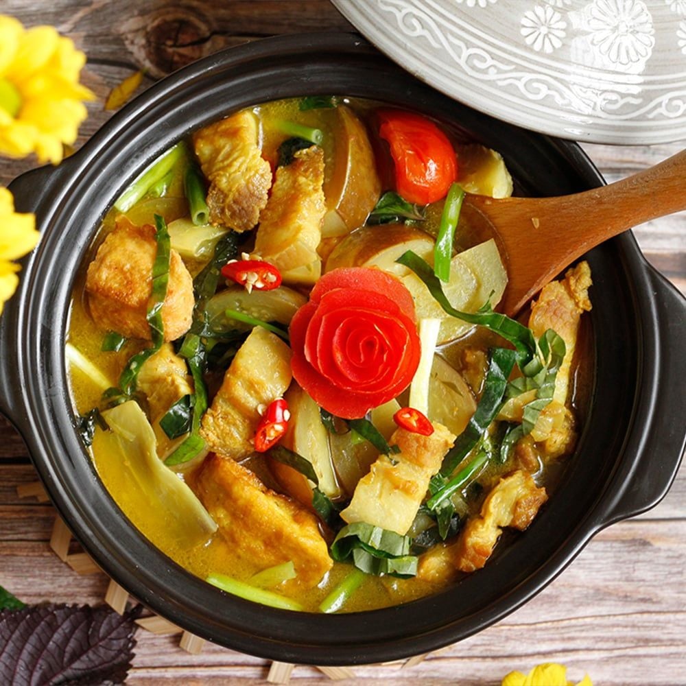  Canh chua + cà pháo 
