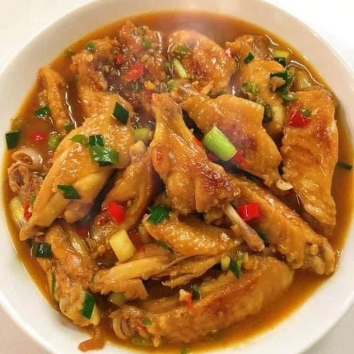  Gà ta: Kho gừng/ Xào sả ớt/ Kho nghệ 