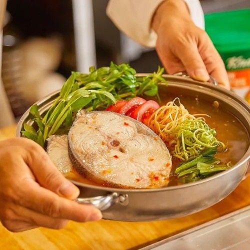  Lẩu cá bóp: Măng chua/ Nấu ngót 