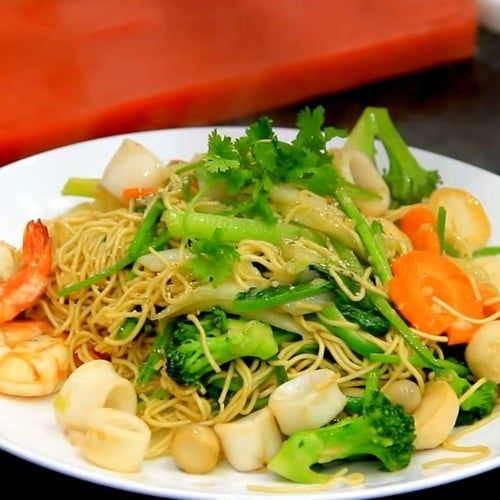  Mì xào hải sản 