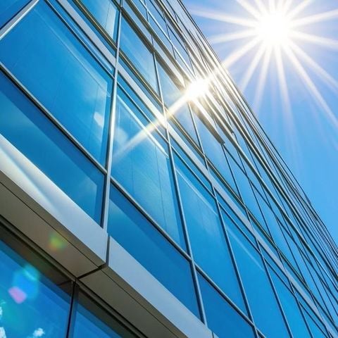 VÁN NHỰA PVC HITECH CÓ CHỊU TIA UV VÀ SỬ DỤNG NGOÀI TRỜI ĐƯỢC KHÔNG?