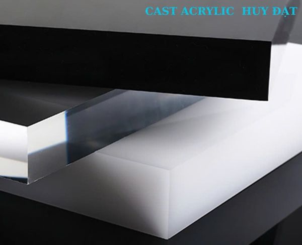 mica-cast-acrylic-prato