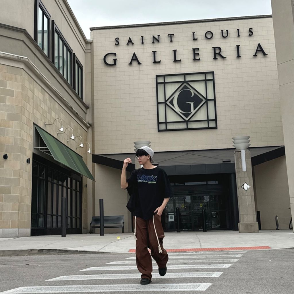 [BAYLA] - ASTROBOY BLACK T-SHIRT