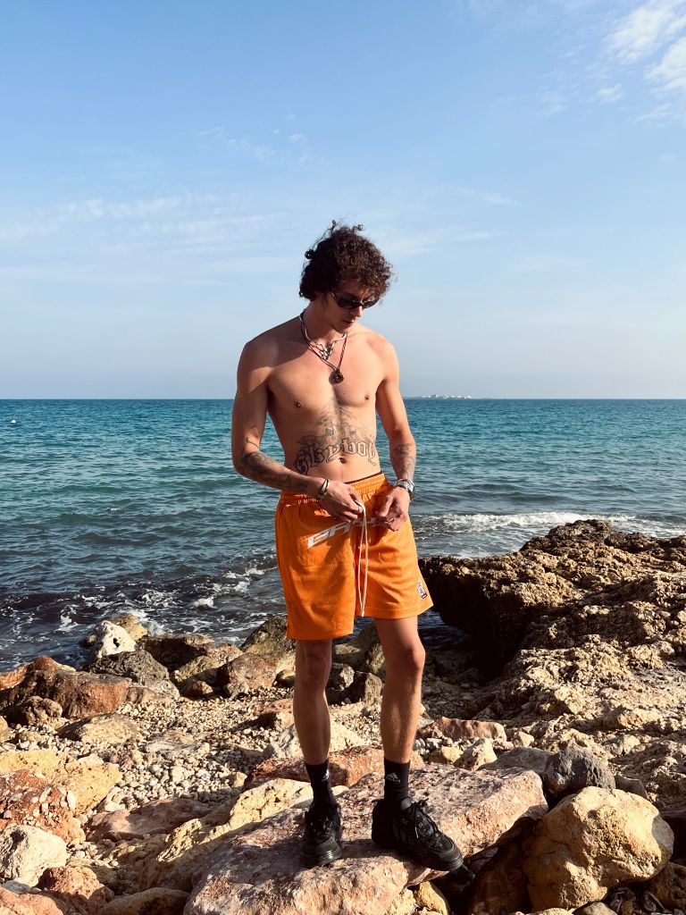 [BAYLA] - ENERGY SHORT