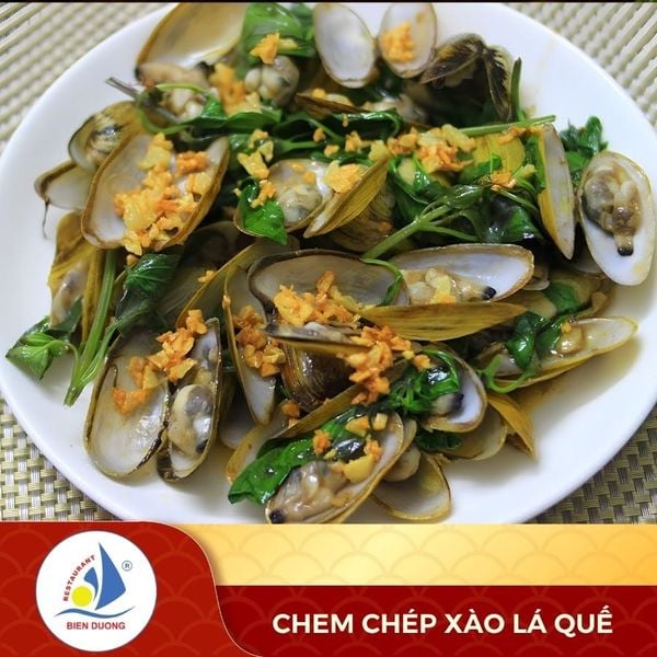  Chem Chép Xào Lá Quế 