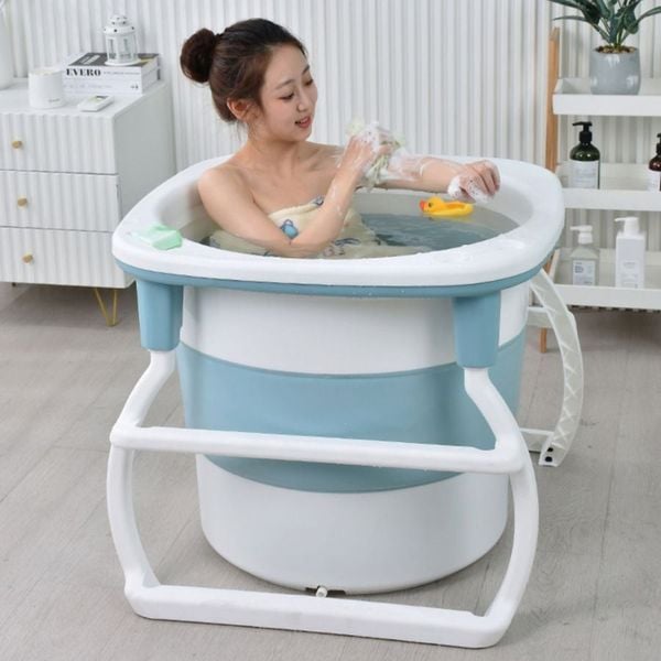 Bồn Tắm Gấp Gọn Tròn Bằng Nhựa Ngâm Người Thư Giãn