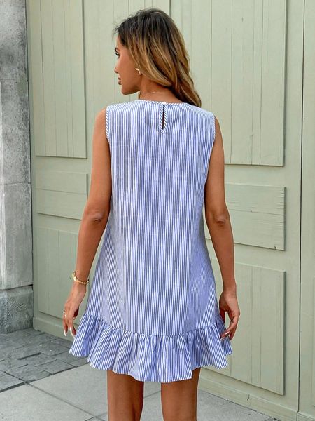 Đầm nữ cổ tròn sát nách kẻ sọc xanh trắng, chân váy nhún bèo YN154