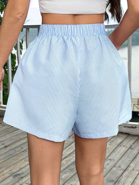 Quần short kẻ sọc xanh dáng rộng thoải mái YN156