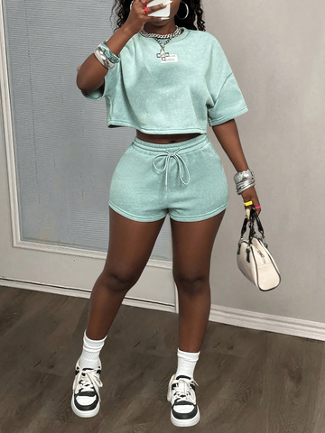 Áo Thun Cổ Tròn Tay Ngắn Kèm Quần Short, Chất Liệu Vải Bông Tuyết Mềm Mịn Cho Cảm Giác Thoải Mái Như Bộ Đồ Nỉ YN041