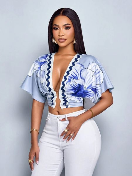 Áo Thun Nữ Tay Ngắn Dáng Ôm Cắt Khoét Phối Khoen Kim Loại Sành Điệu YN070