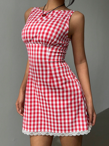 Đầm Mini Nữ Ôm Dáng Kẻ Caro Đỏ, Cổ Thuyền Sát Nách YN088