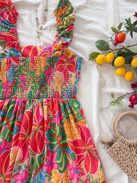 Đầm Nữ Dáng Suông Rộng Họa Tiết Hoa Nhiệt Đới Dây Bản To YN158