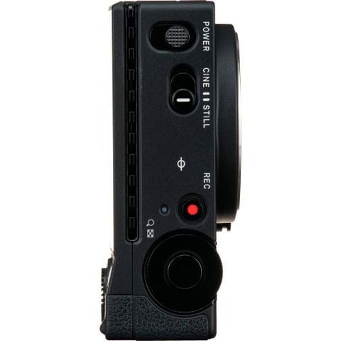  Máy ảnh Sigma fp L 