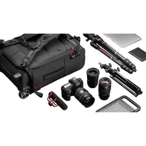  Vali máy ảnh Manfrotto Pro Light Reloader Switch-55; Roller Black 