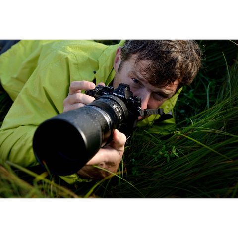  Ống kính OM SYSTEM M.Zuiko Digital ED 300mm F4 IS PRO ngàm Micro Four Thirds 