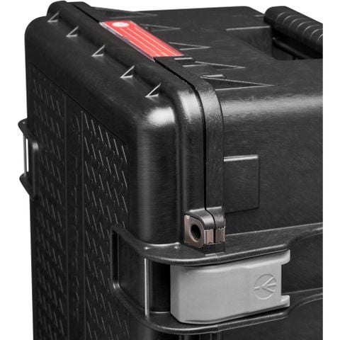  Vali máy ảnh Manfrotto Pro Light Reloader Tough-55 LowLid; Roller Black 