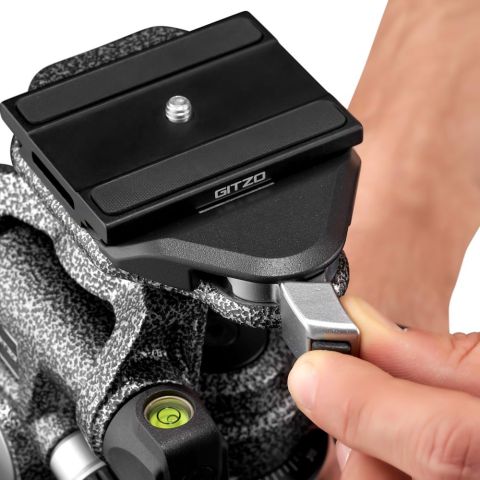  Đầu chân máy ảnh Gitzo 3-Way Fluid Head 