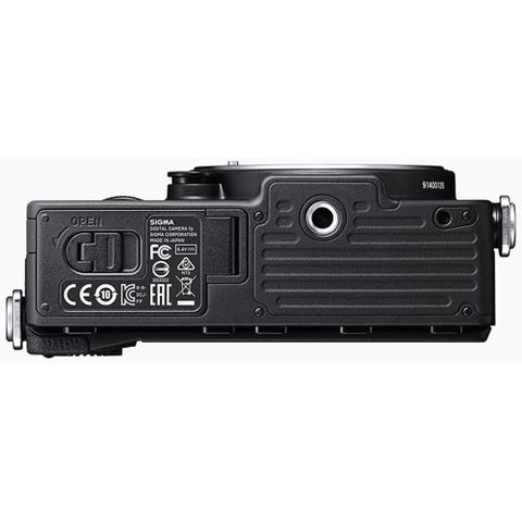  Máy ảnh Sigma fp L 