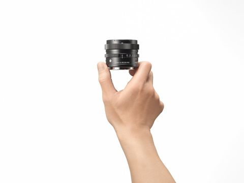  Ống kính Sigma 17mm F4 DG DN Contemporary 