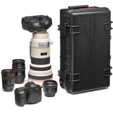  Vali máy ảnh Manfrotto Pro Light Reloader Tough-55 HighLid; Roller Black 