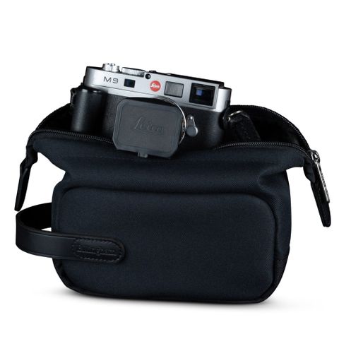  Túi máy ảnh Billingham Capsule 1 - Black Fibrenyte/ Black 
