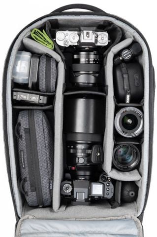  Vali máy ảnh Think Tank Walker Pro Rolling Backpack 