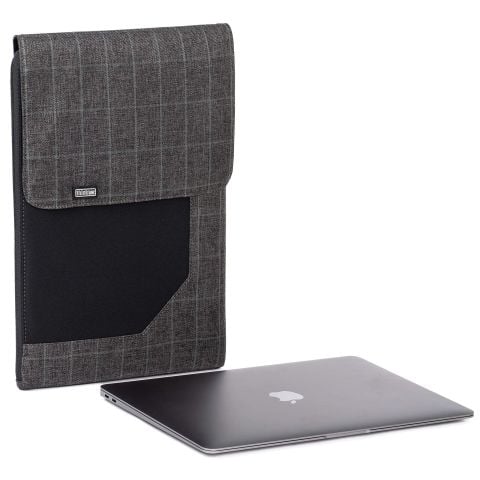  Túi đựng laptop Think Tank Retrospective Laptop Sleeve 16 