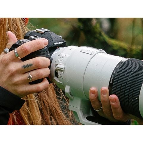  Máy ảnh OM SYSTEM OM-1 Mark II 