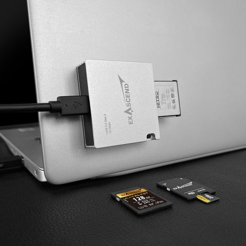  Thiết bị đọc thẻ nhớ 4 trong 1 magnetic hiệu Exascend 