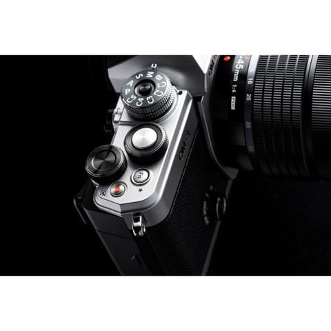 Máy ảnh OM SYSTEM OM-3