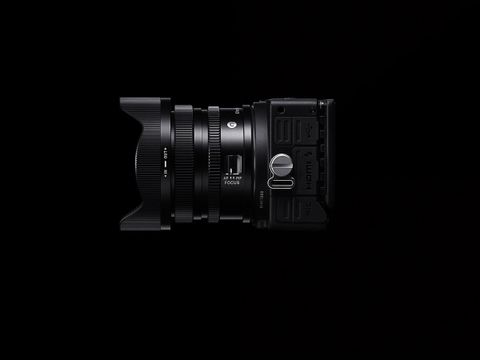  Ống kính Sigma 17mm F4 DG DN Contemporary 