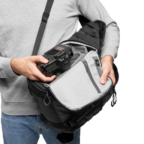  Balo máy ảnh Lowepro ProTactic BP 300 AW II 