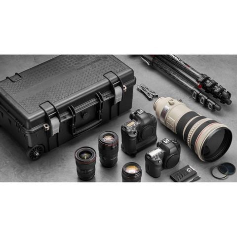  Vali máy ảnh Manfrotto Pro Light Reloader Tough-55 HighLid; Roller Black 