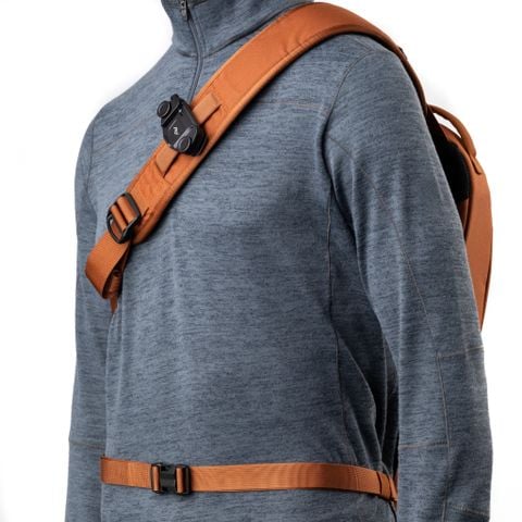  Túi máy ảnh đeo chéo Think Tank TurnStyle 8L Urban Rust 