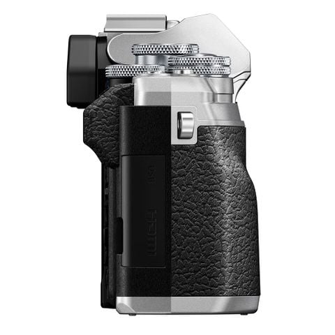  Máy ảnh OM SYSTEM OM-D E-M10 Mark IV 
