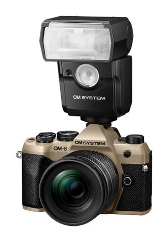  Máy ảnh OM SYSTEM OM-5 Mark II 