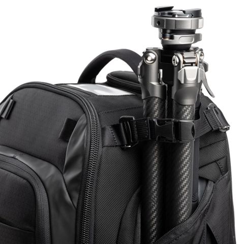  Vali máy ảnh Think Tank Walker Pro Rolling Backpack 