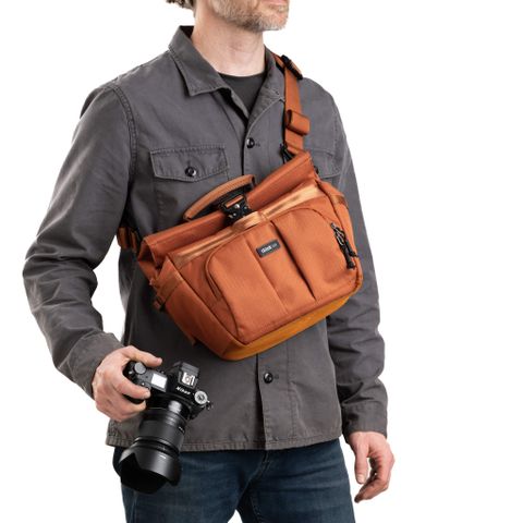  Túi máy ảnh Think Tank FocusPoint Crossbody 8L Urban Rust 